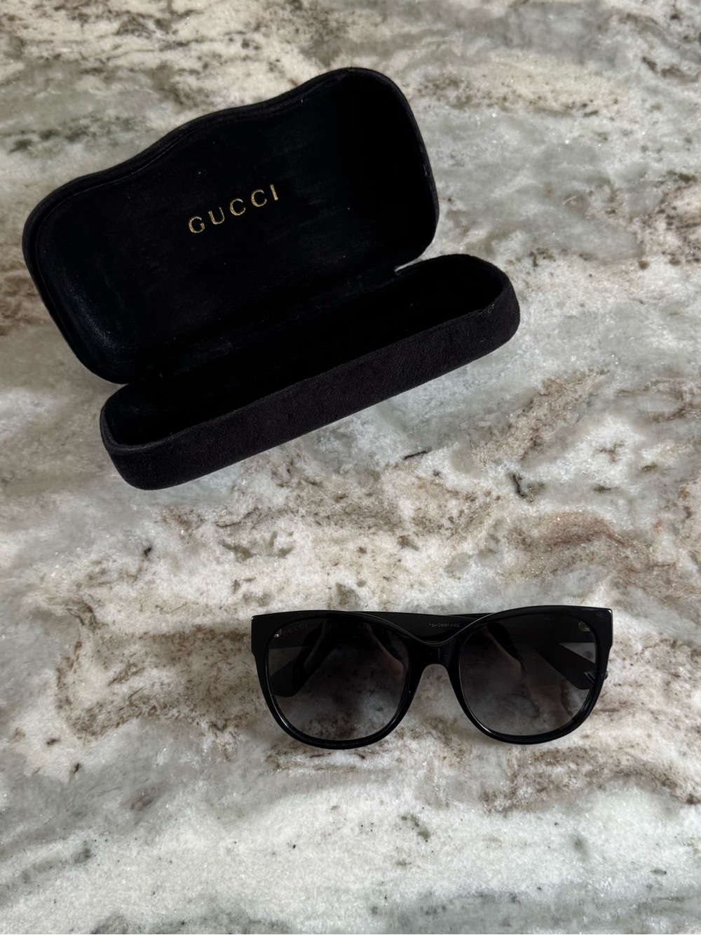 Gucci Women's Black Sunglasses with Case